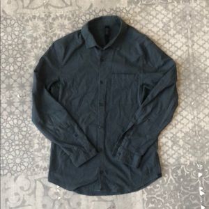 Lululemon men’s button up shirt.